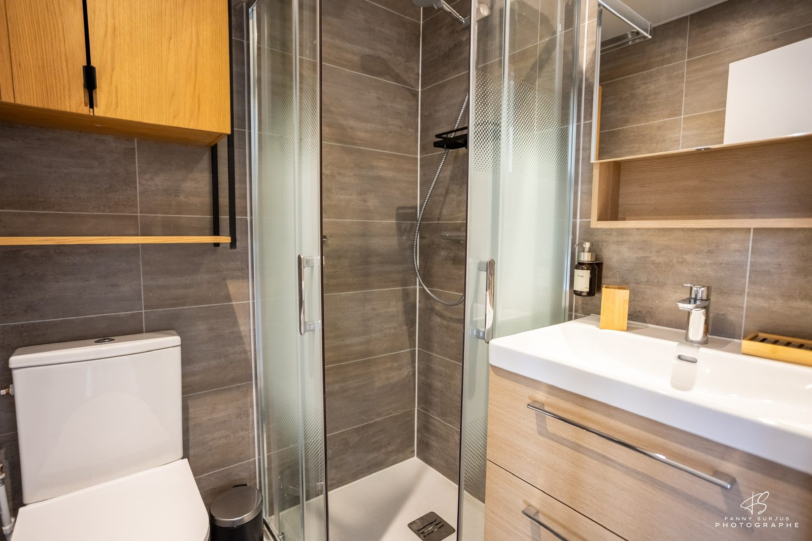 Deuxième salle d'eau, à l'étage, du Triplex T4